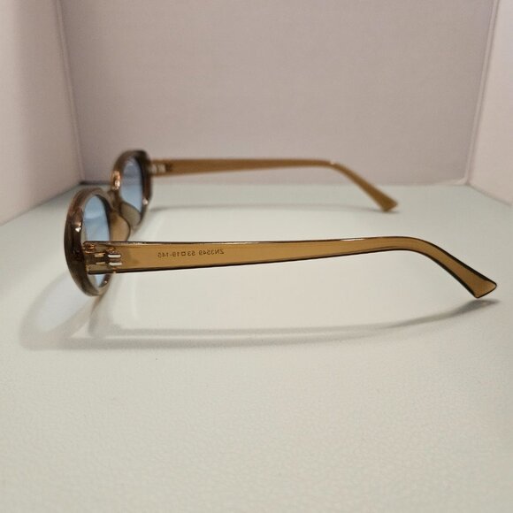 Fashion Oval Clear Brown Frame with Light Blue Lenses Sunglasses - NWOT - Picture 9 of 14